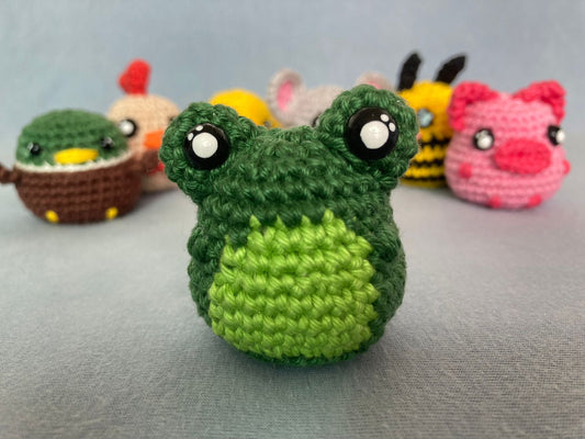 Amigurumi Sapo de Crochê - Simpático Charme e Feito à Mão